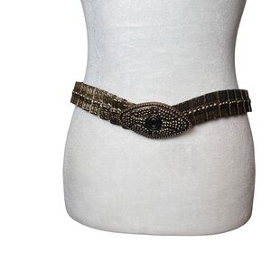 VTG Harwill NY Gold Tone Stretch Hammered Metal Statement Belt 70s Oval Retro